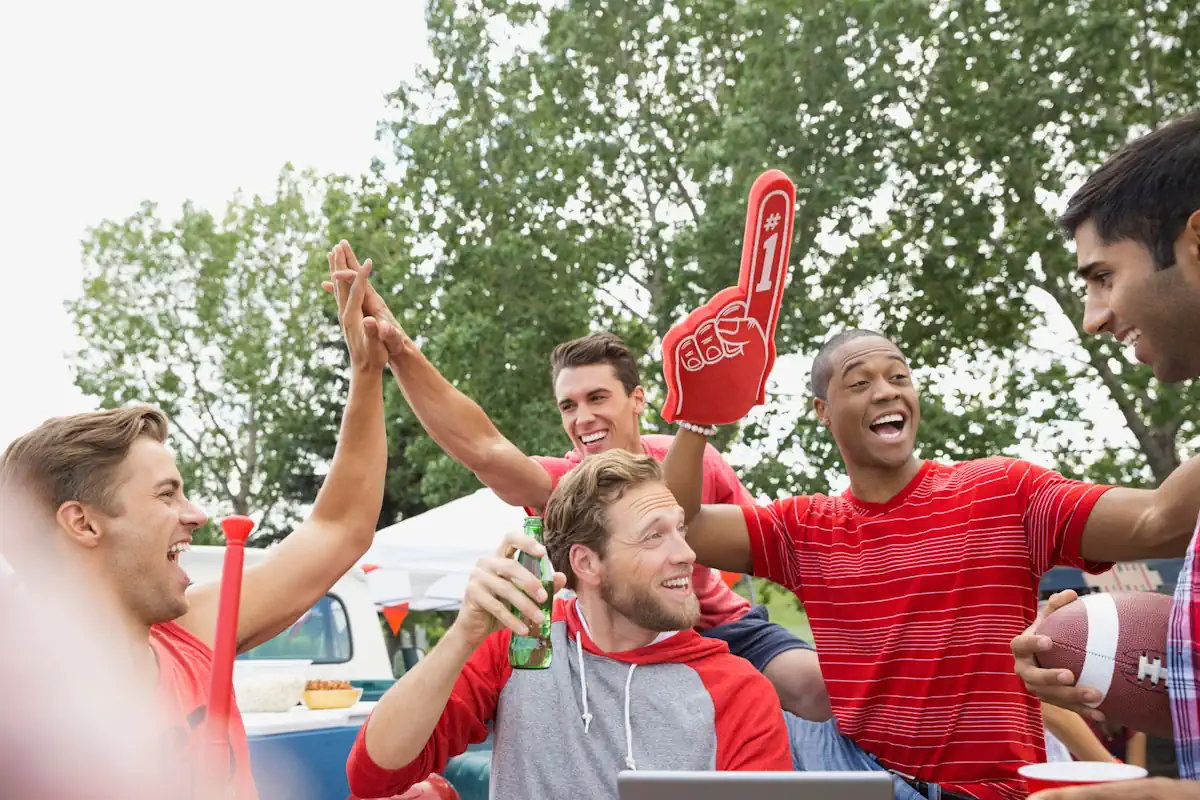 des Fans d'équipe en voiture